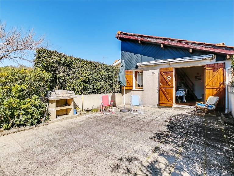 Vacation home with barbeque — photo 4