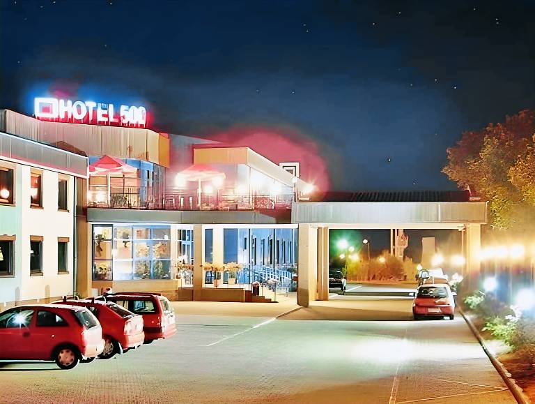 Hotel 500 W Strykowie in Lódz