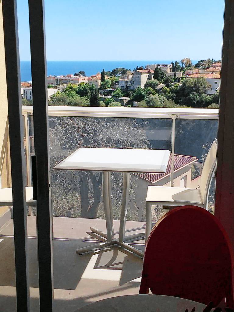 Holiday apartment with pool & BBQ — photo 4
