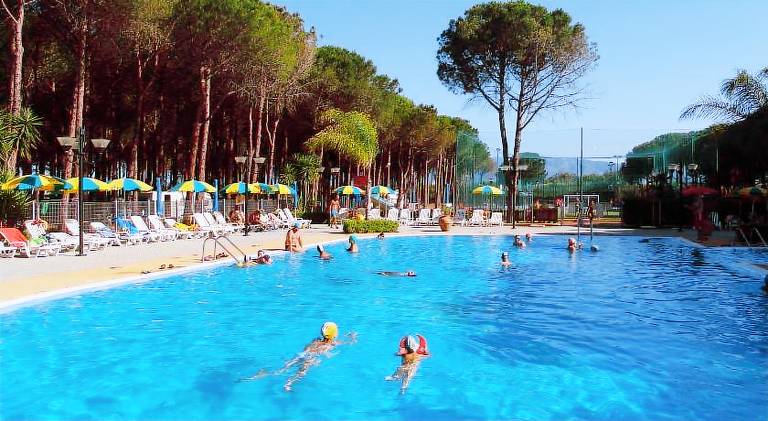 Happy Camp mobile homes in Camping Thurium Villaggio — photo 4