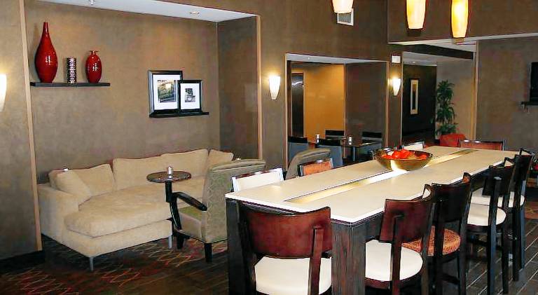 Hampton Inn & Suites Lebanon — photo 3