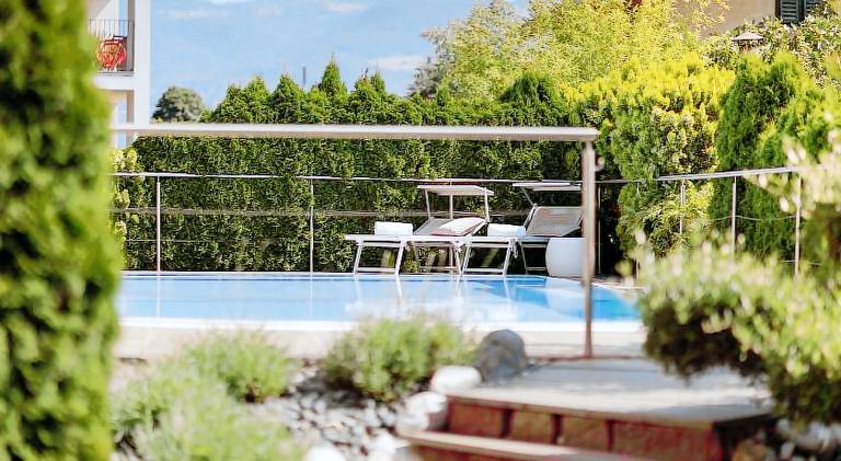 Apartment with yard, patio & pool in Appiano Sulla Strada del Vino