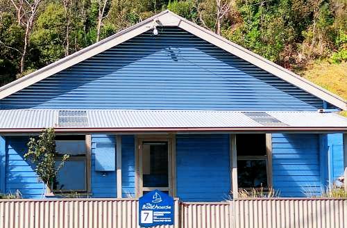 House Strahan