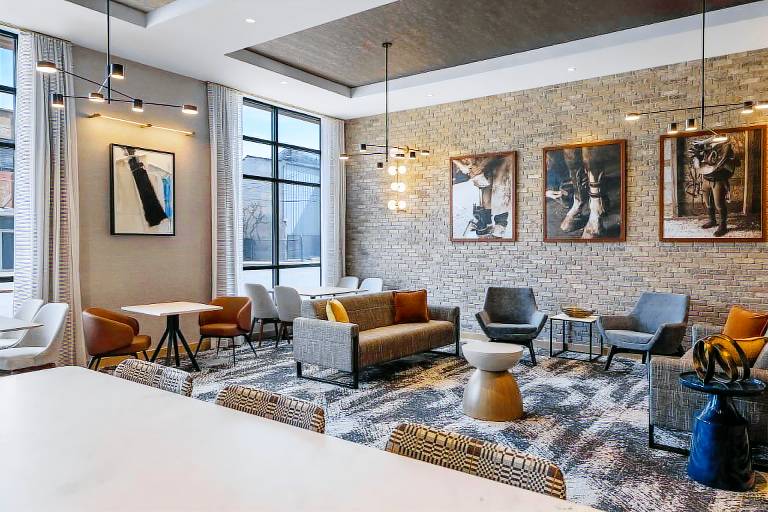 Tempo by Hilton Louisville Downtown NuLu — photo 2