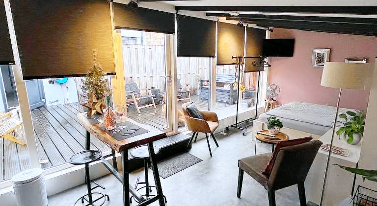 Apartment with terrace — photo 3