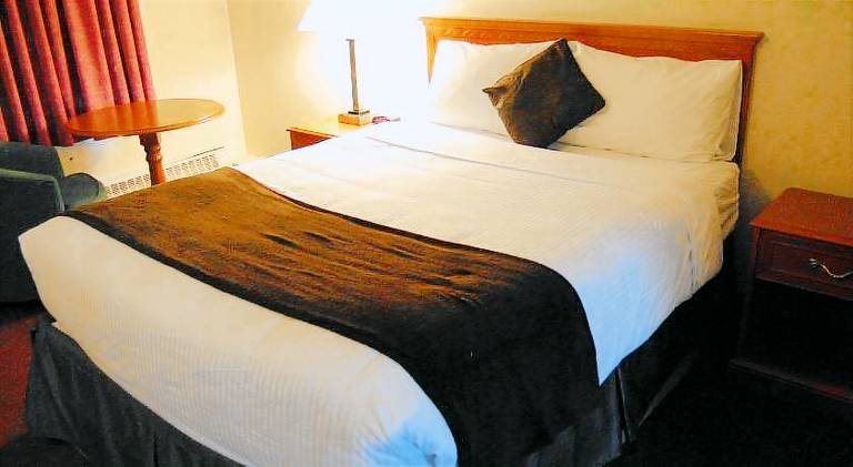 Economy Inn Edmonton — photo 2