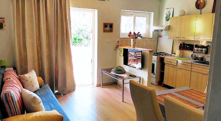 Rental apartment with barbecue, garden & patio | Close to the beach | Pets are welcome — photo 2