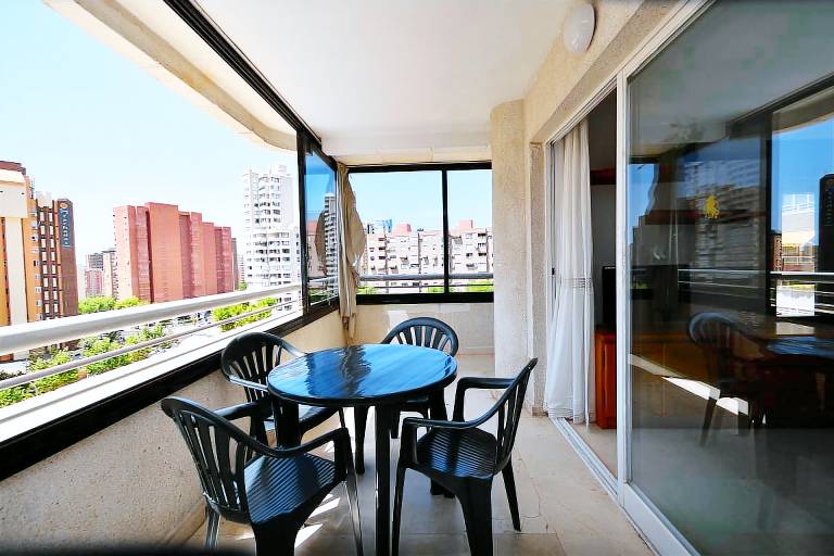 Family-oriented charming apartment with terrace, pool & garden | City view | Dogs allowed — photo 3