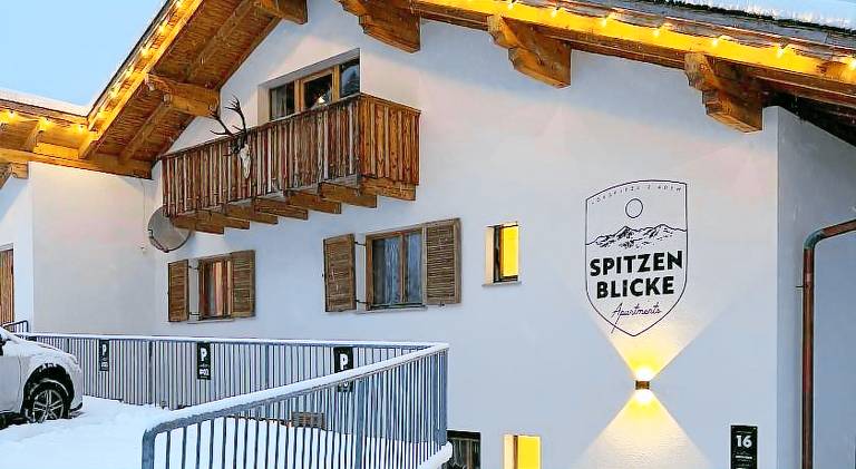 Apartment with terrace & yard in Schruns