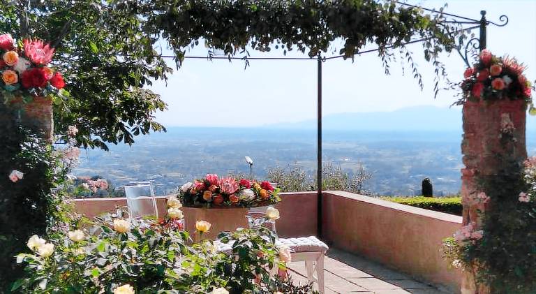 Holiday apartment with pool, terrace & yard | Pet-friendly — photo 4