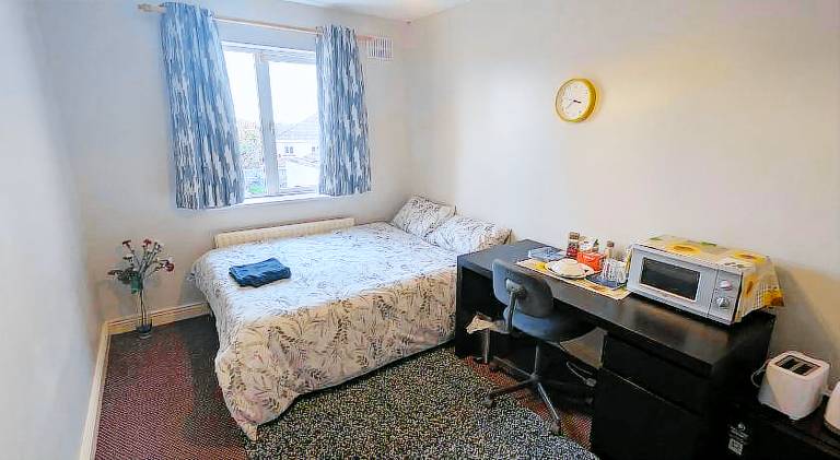 Cosy Double Private Room Near Dublin Airport