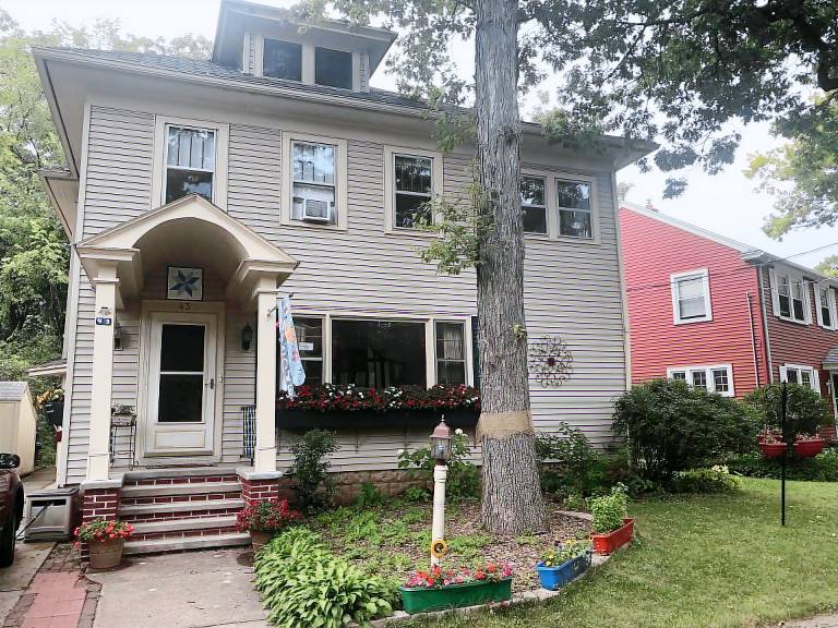 House  Appleton