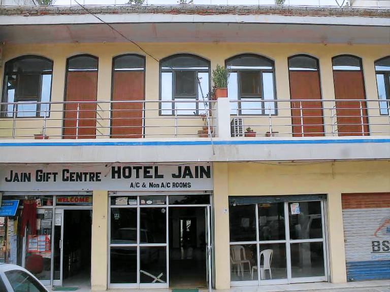 Hotel Jain in Rajnagar