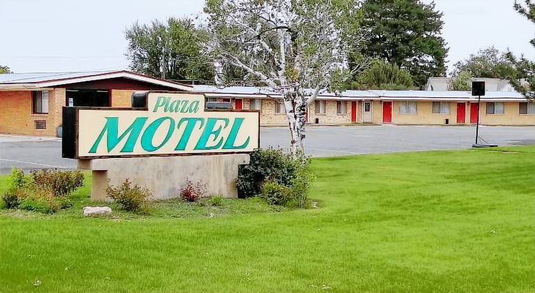 Plaza Motel — photo 3