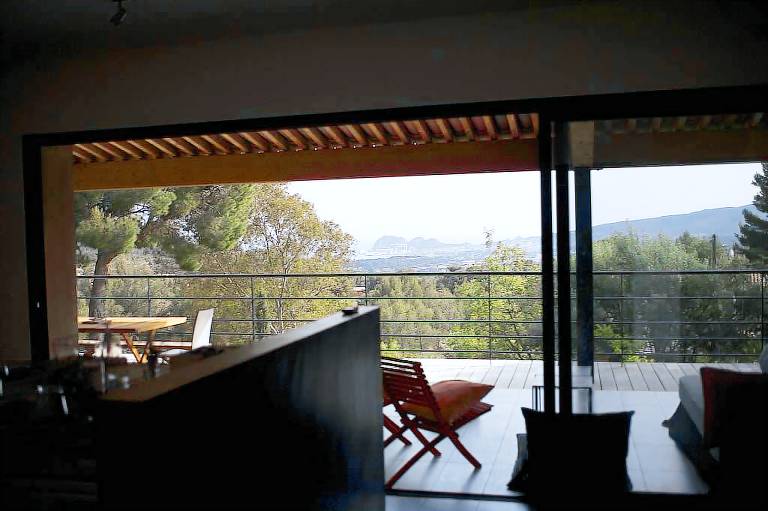 House  Ceyreste