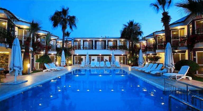 Catamaran Hotel in Bodrum