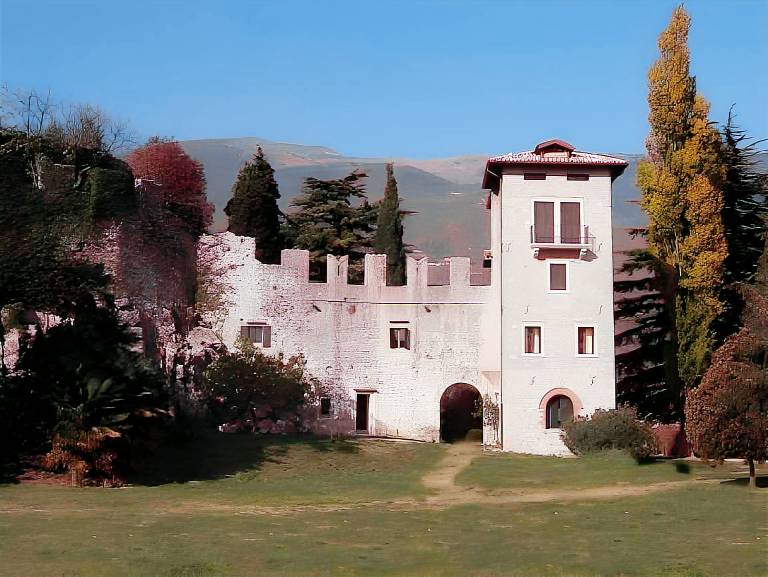 Castrum di Serravalle