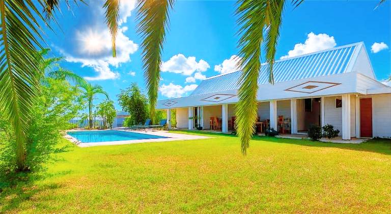120 m&sup2; Villa