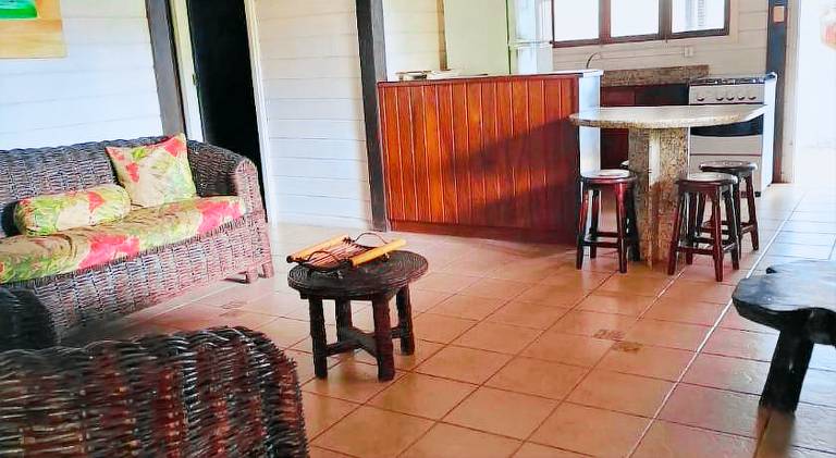 Serviced apartment with pool — photo 4
