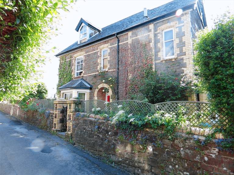 Bed and breakfast  Abergavenny