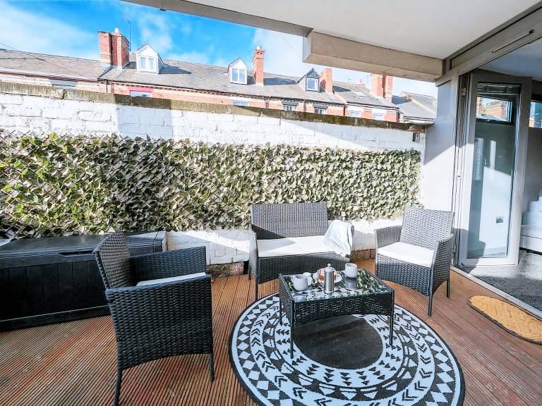 Rental apartment with fast internet & yard | City view | Pet-friendly — photo 4