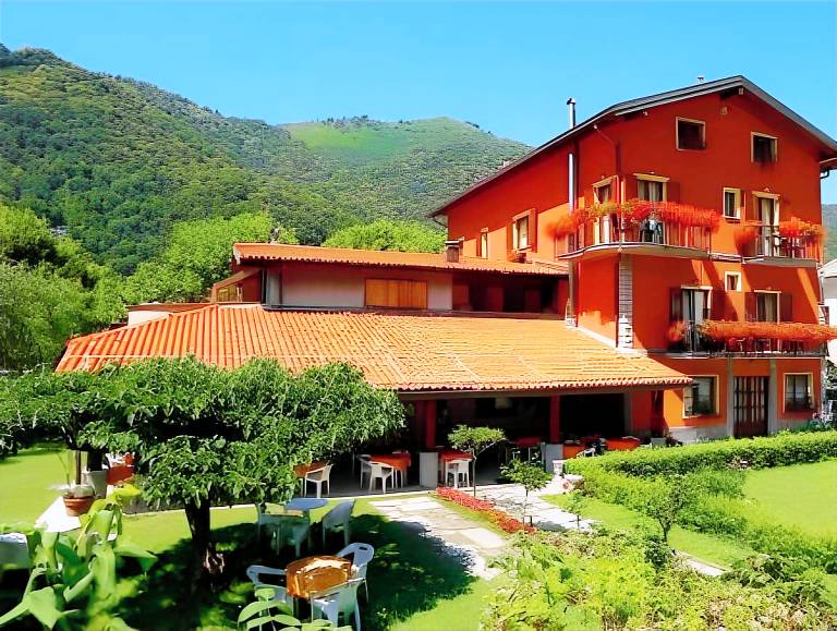 La Griglia Hotel in Centro Valle Intelvi