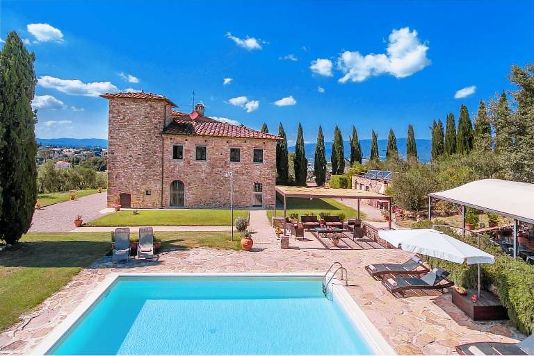 Villa mit privatem Pool, Terrasse und Whirlpool | Perfekt für die Arbeit von Zuhause