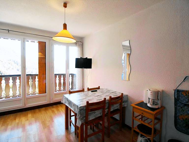 Studio with 1 room for 4 persons — photo 4