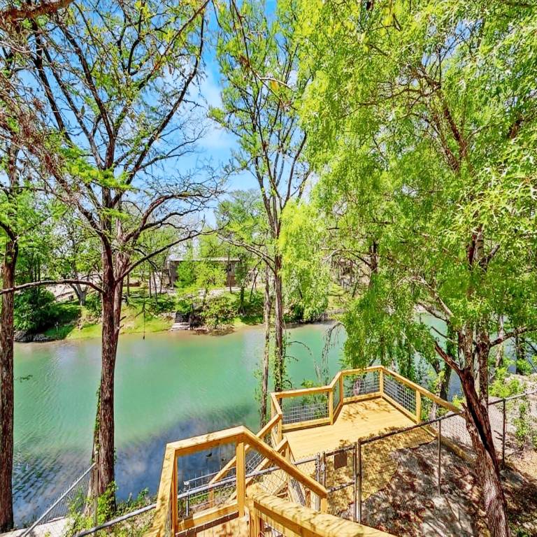 Family-friendly nice house with yard & terrace | Pets allowed in Canyon, TX