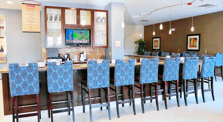 Hilton Garden Inn Tulsa Midtown — photo 2