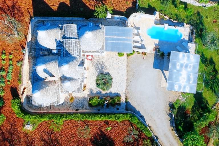 Fully equipped vacation home with private pool, yard & barbecue | Pets allowed — photo 5