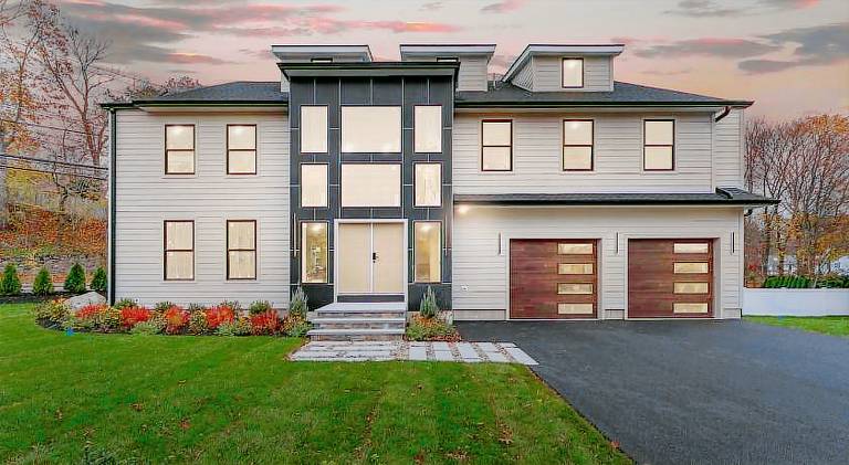 Nice villa | Pet-friendly in Needham, MA