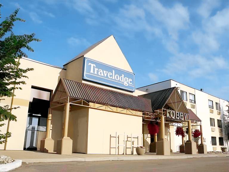 Travelodge by Wyndham Edmonton South in Edmonton, AB