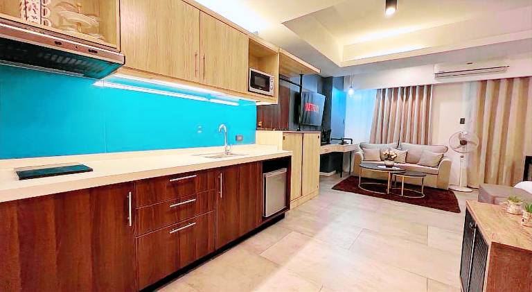 Wonderful serviced apartment with pool & terrace | Pet-friendly — photo 4
