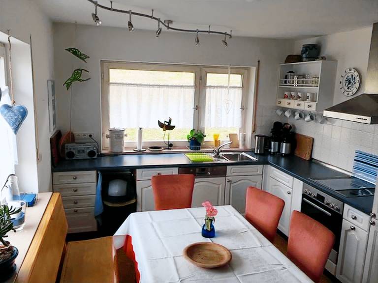 Holiday apartment with garden, terrace & barbeque | Garden view — photo 3