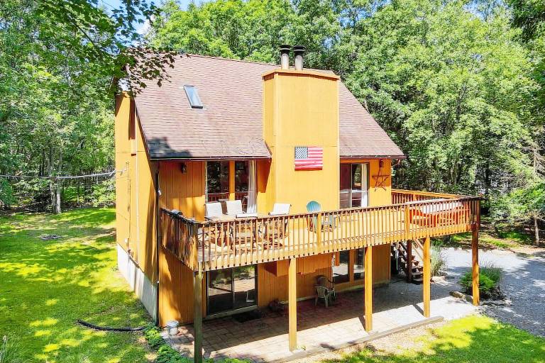 House Jim Thorpe