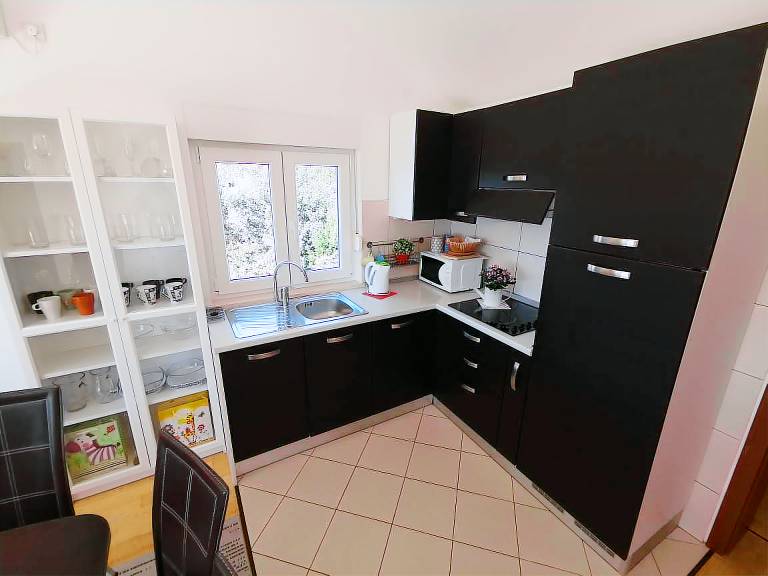 Apartment with barbecue — photo 5
