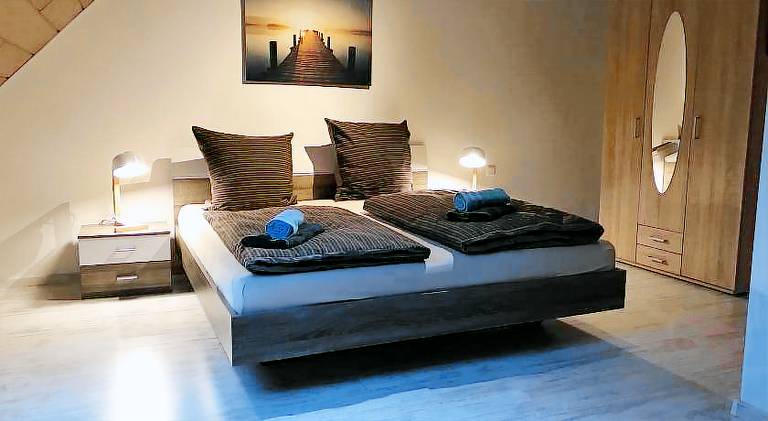 Monteur - Privat Zimmer Langerwehe Geich in Dueren