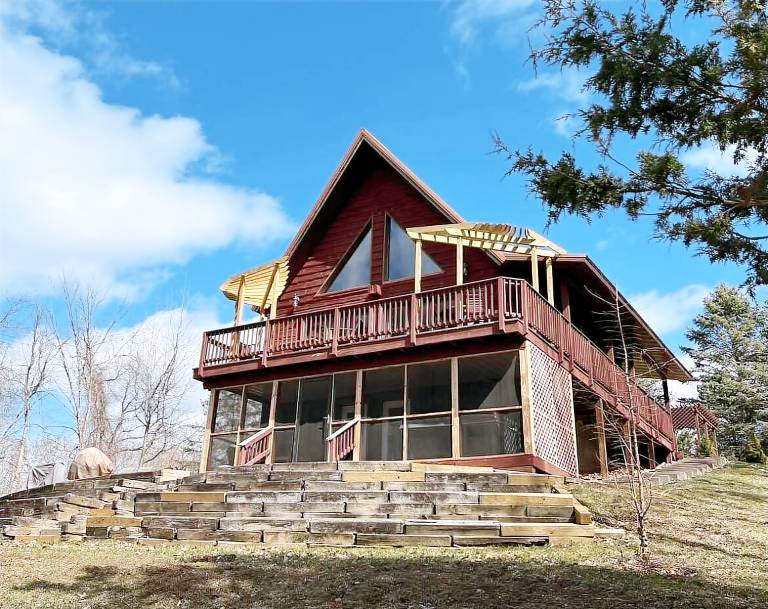 Cabin  Ferryville