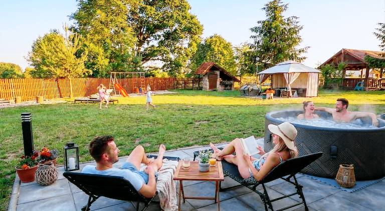 Holiday apartment with jacuzzi in Ostróda