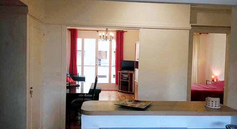Fully equipped charming apartment with patio | Close to Russian Orthodox Cathedral | Good for workation | Pets allowed — photo 2