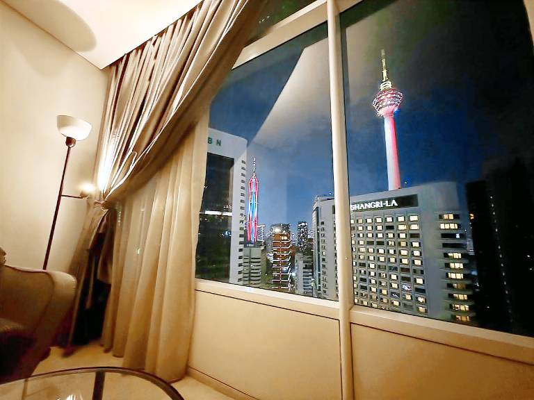 Vortex Hotel Suites & Residence by KLCC — photo 4