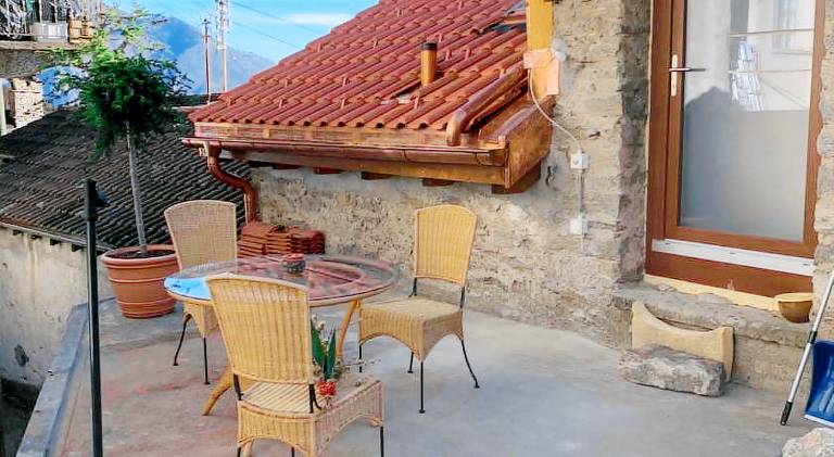 Rental apartment with terrace — photo 5