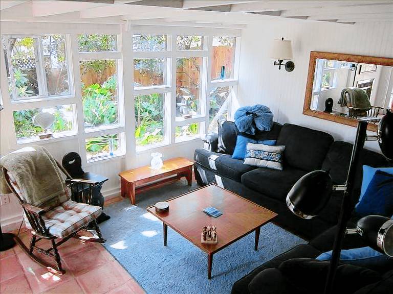 Cottage Cambria