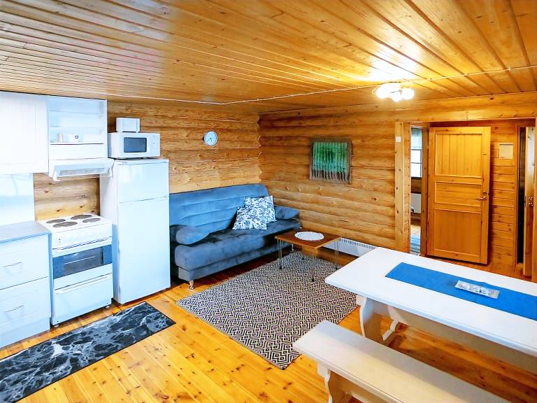 Vacation home with sauna & patio | Nature view | Pet-friendly — photo 4
