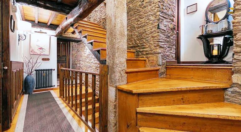 Family-oriented beautiful house with terrace, grill & yard | Pets are welcome — photo 3
