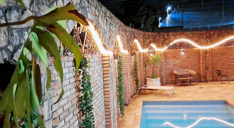 Casa espetacular com piscina para grupos Glamour e lazer