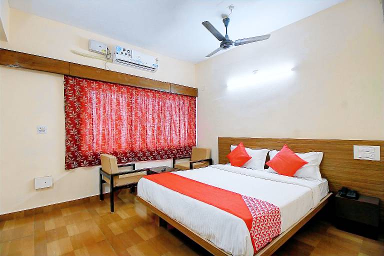 OYO 22454 Hotel Janardana