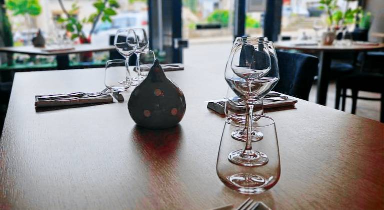 Logis Loire Hotel - Les Cocottes Restaurant — photo 4