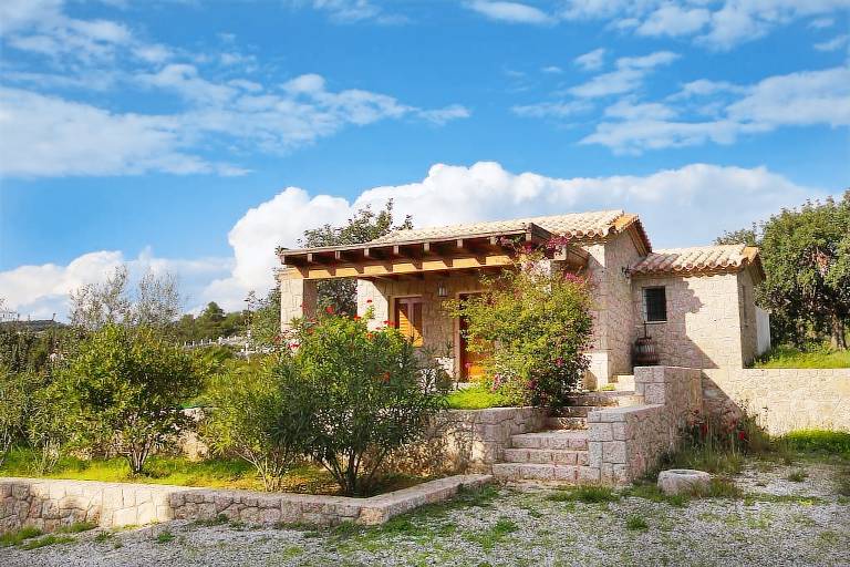 καταφύγιο Πόρτο Χέλι